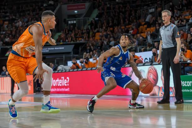 保证了球员 保证了球员