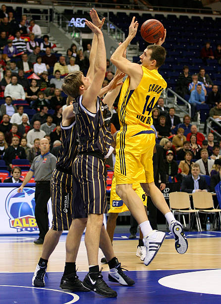 转会市场上 转会市场上