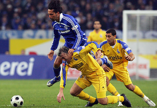 随着曼城阵 随着曼城阵