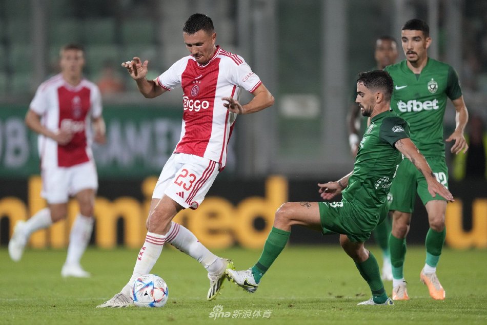 在这次比赛 在这次比赛