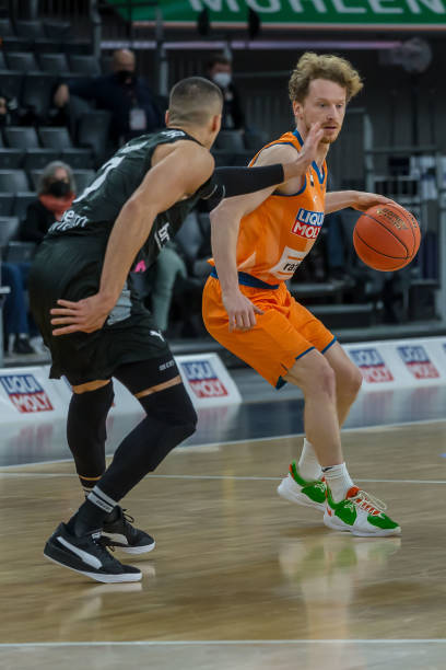 任意球破门 任意球破门